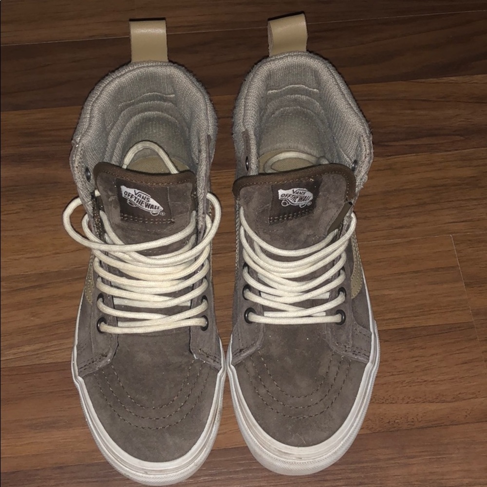 Size 5.5 Vans Waterproof high tops